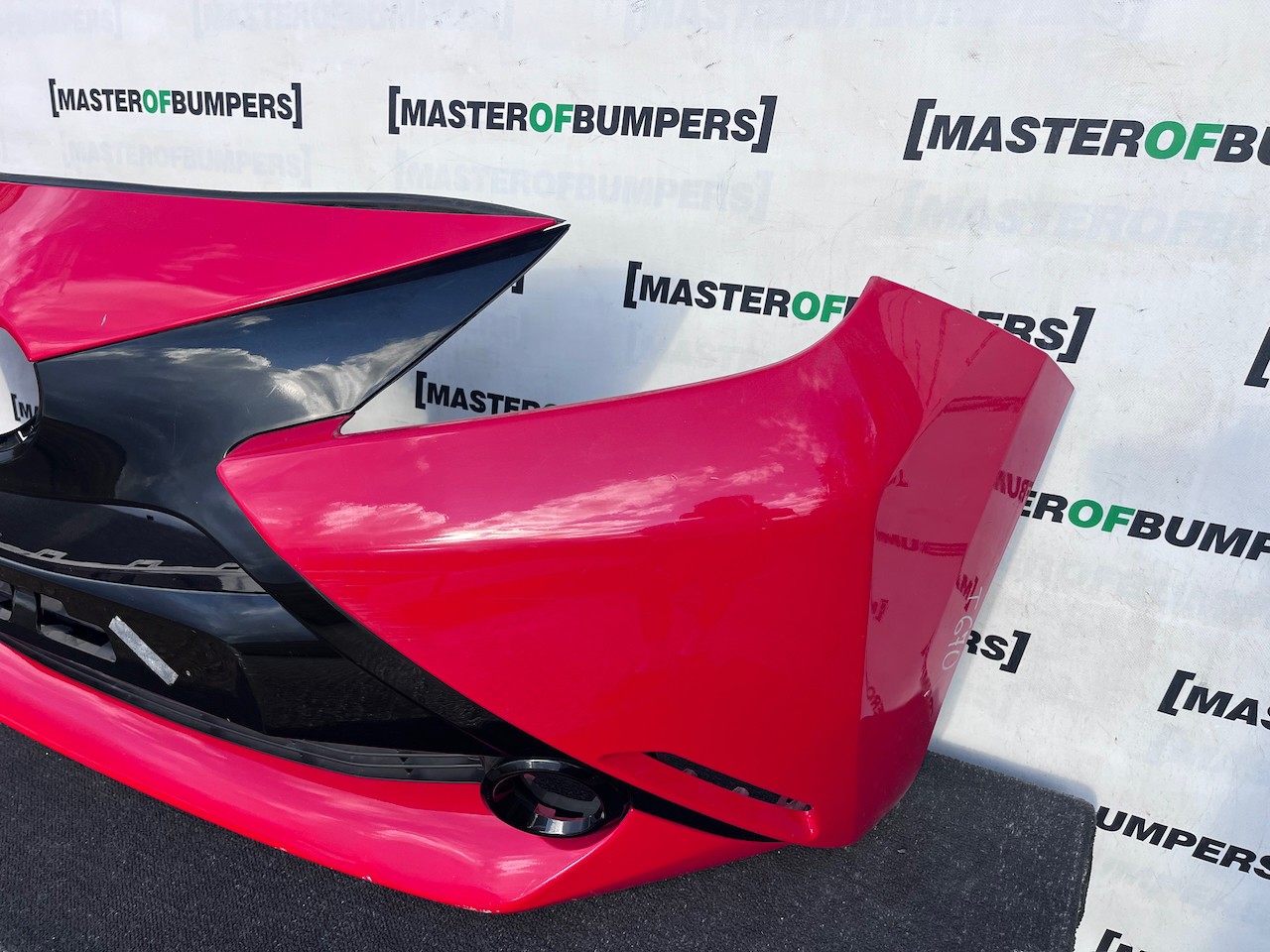 Toyota Aygo Style Trend Hatchback 2014-2017 Front Bumper Genuine [t670]