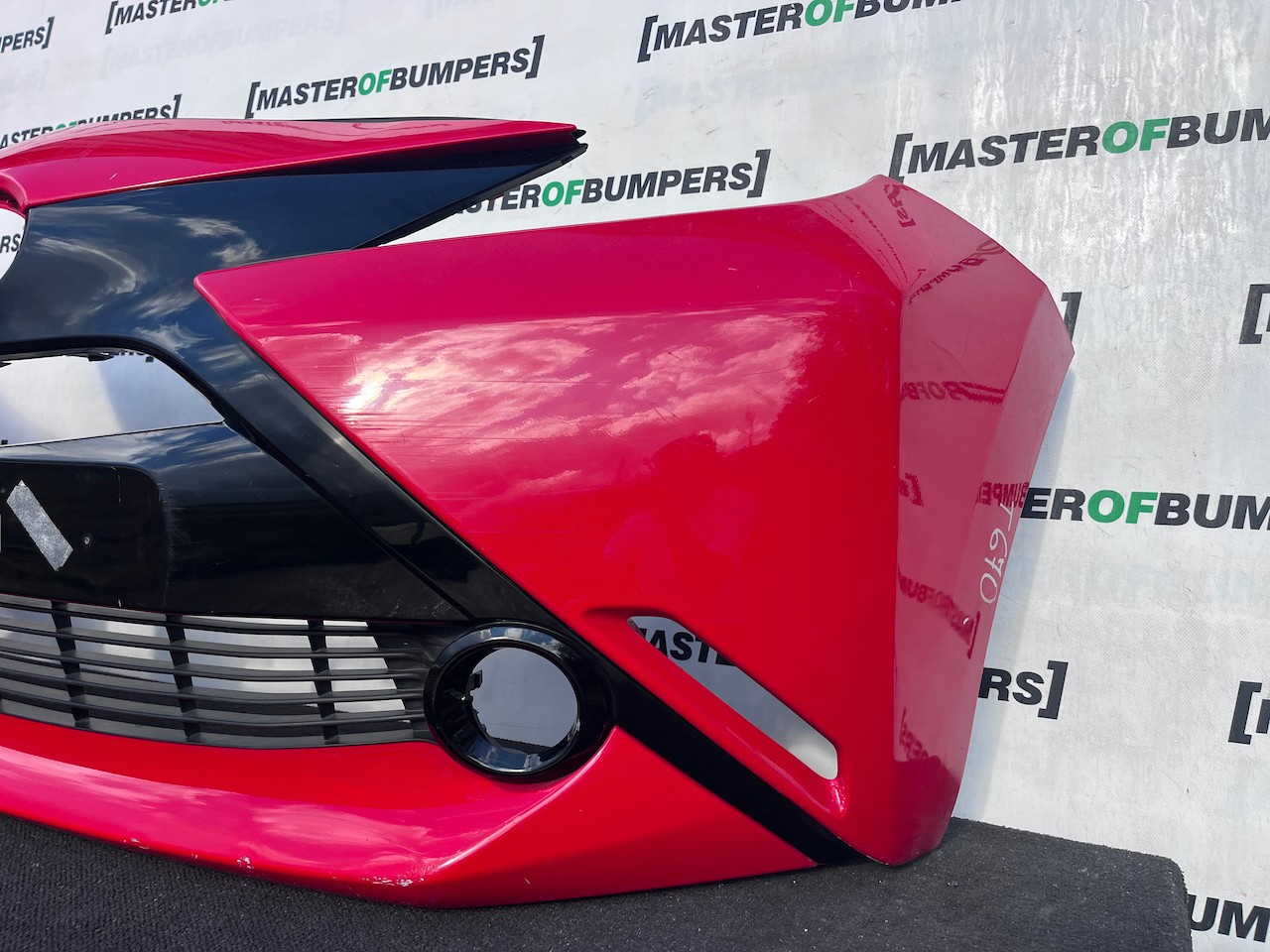 Toyota Aygo Style Trend Hatchback 2014-2017 Front Bumper Genuine [t670]