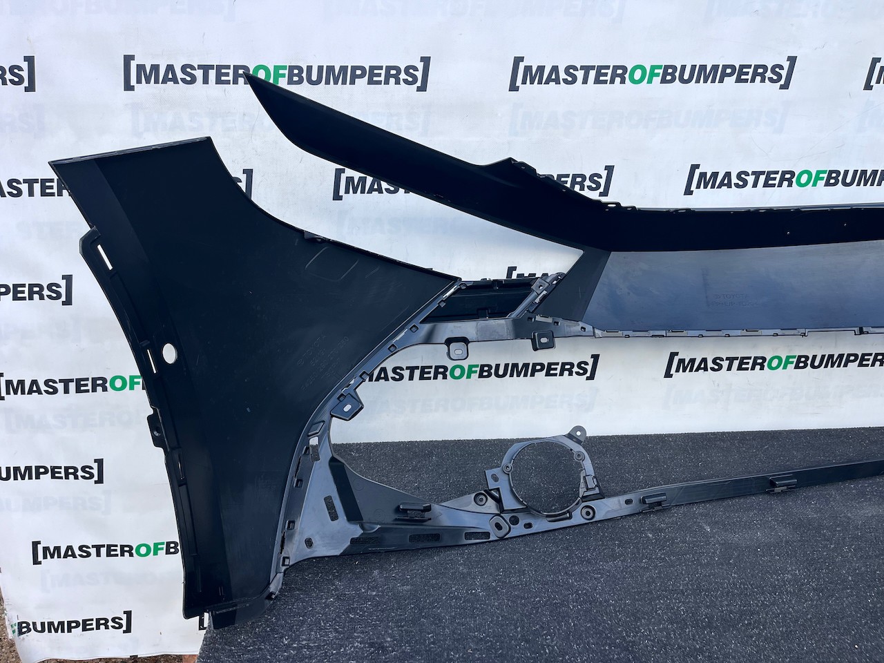 Toyota C-hr Chr Design Mk2 2024-2027 Front Bumper 6 Pdc Genuine [t660]