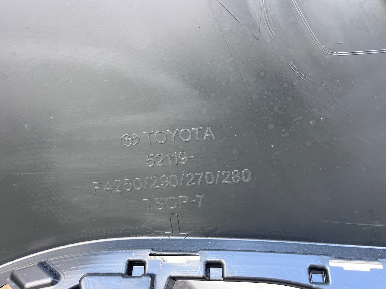 Toyota C-hr Chr Design Mk2 2024-2027 Front Bumper 6 Pdc Genuine [t660]