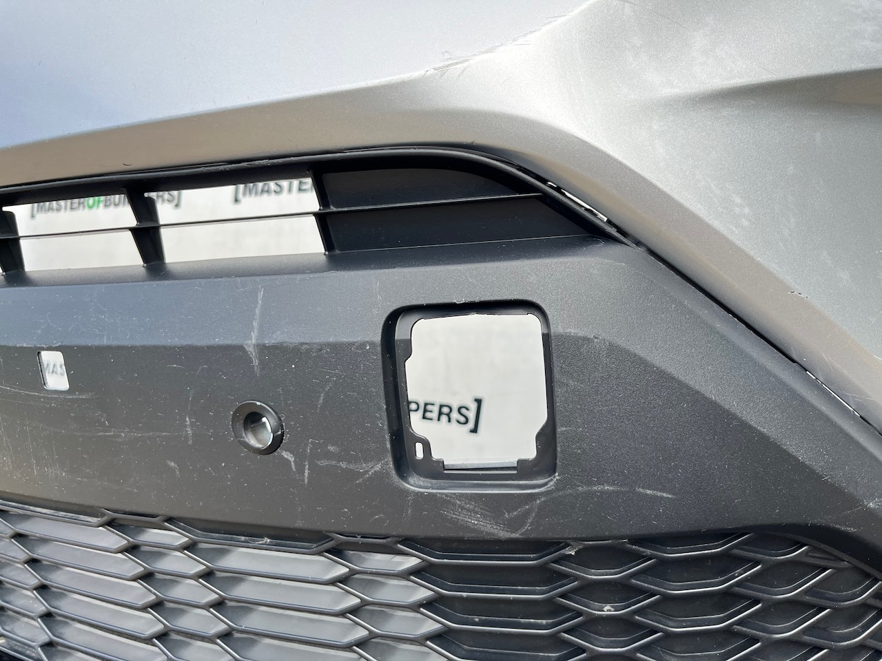 Toyota C-hr Chr Mk1 Facelift 2021-2023 Front Bumper 6 Pdc Genuine [t677]