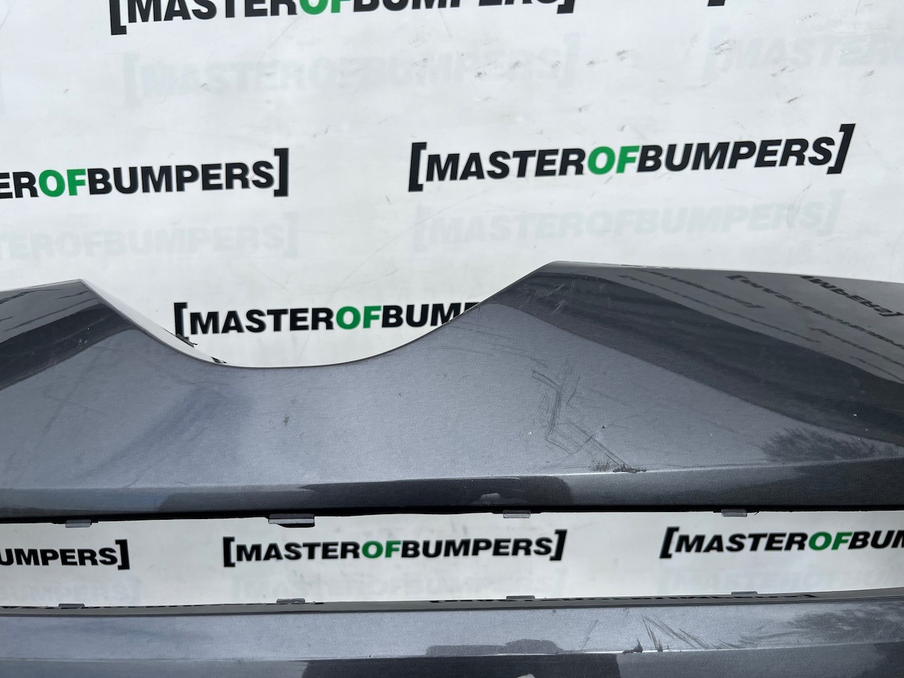 Toyota C-hr Chr Excel Dynamic 2016-2020 Front Bumper 6 Pdc Genuine [t685]