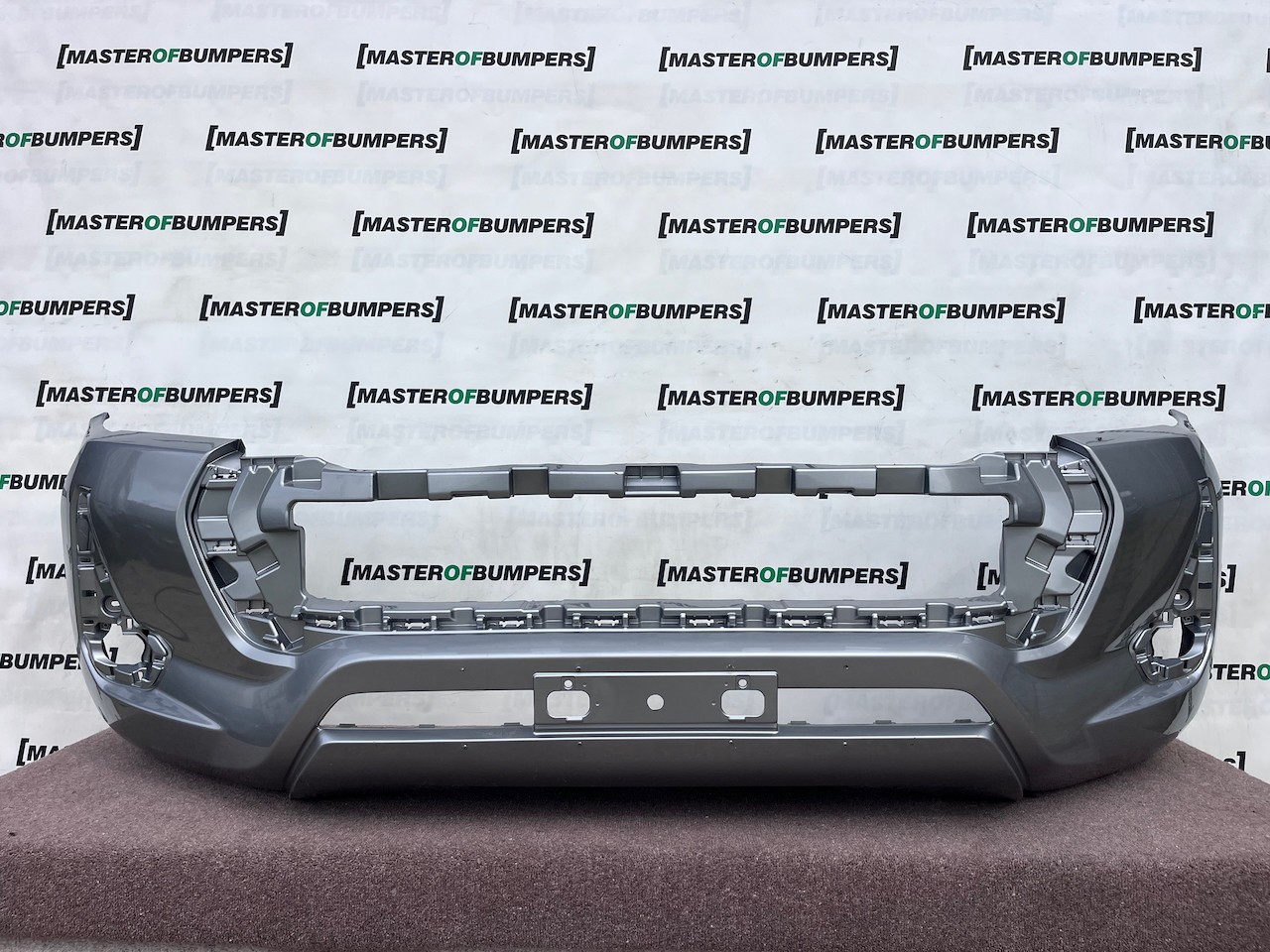 Toyota Hilux Icon Pick Up Mk8 Lift 2021-2024 Front Bumper Genuine [t687]