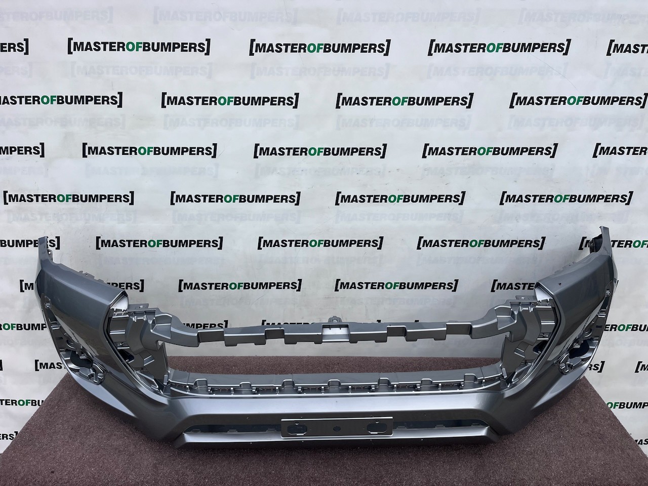 Toyota Hilux Icon Pick Up Mk8 Lift 2021-2024 Front Bumper Genuine [t687]