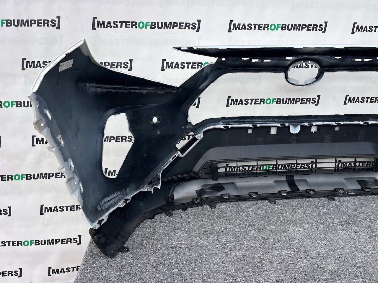 Toyota Rav4 Excel Hybrid Mk5 2019-2024 Front Bumper 4 Pdc Genuine [t549]