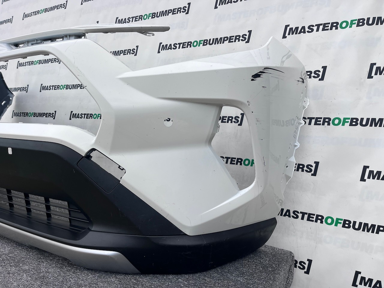 Toyota Rav4 Excel Hybrid Mk5 2019-2024 Front Bumper 4 Pdc Genuine [t549]