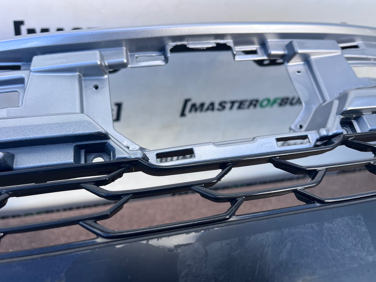 Toyota Corolla Design Hybrid Estate 2024-2026 Front Bumper 4 Pdc Genuine [t689]