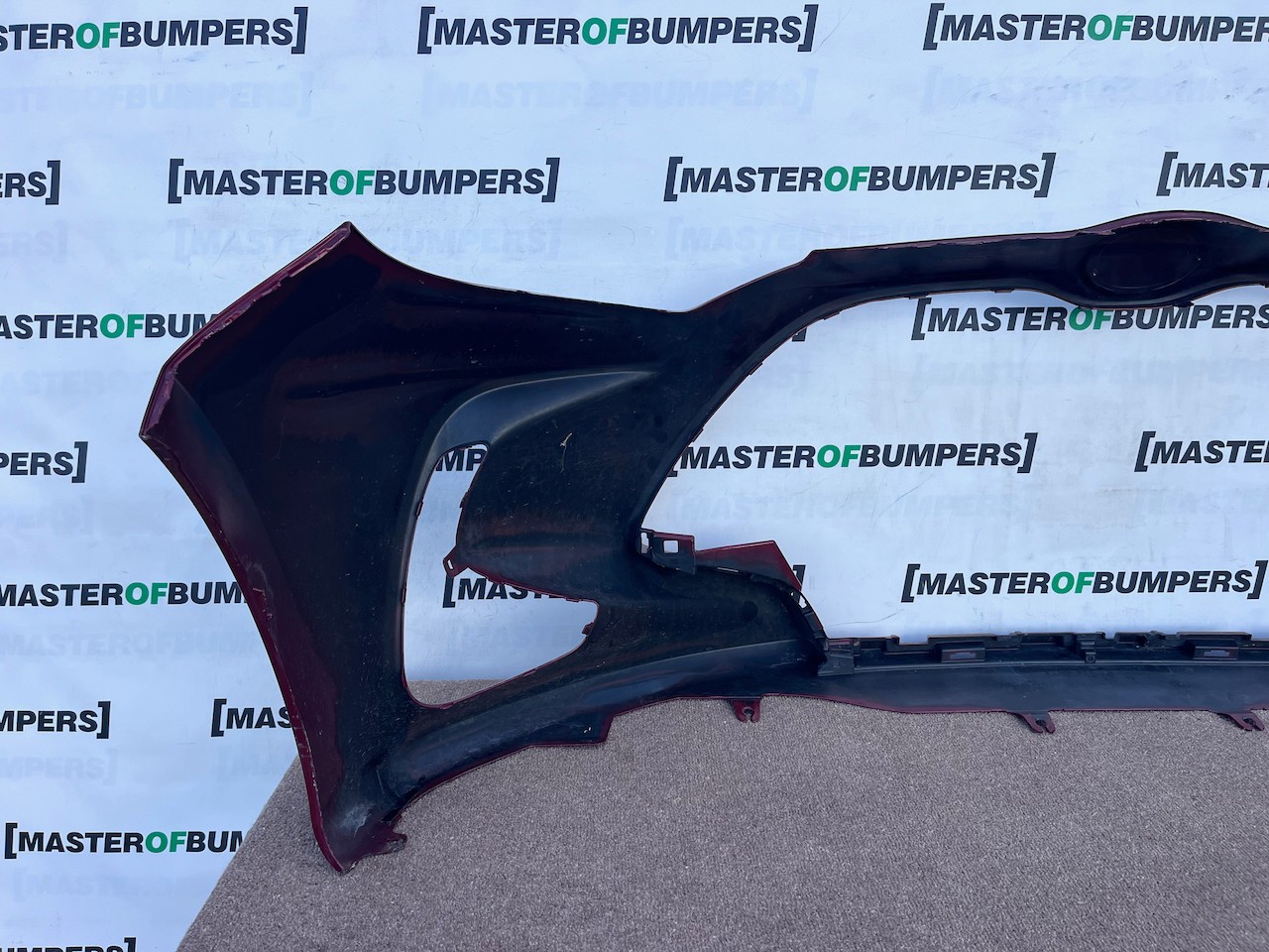 Toyota Yaris Hybrid Dynamic Mk4 5 Door 2020-2025 Front Bumper Genuine [t691]