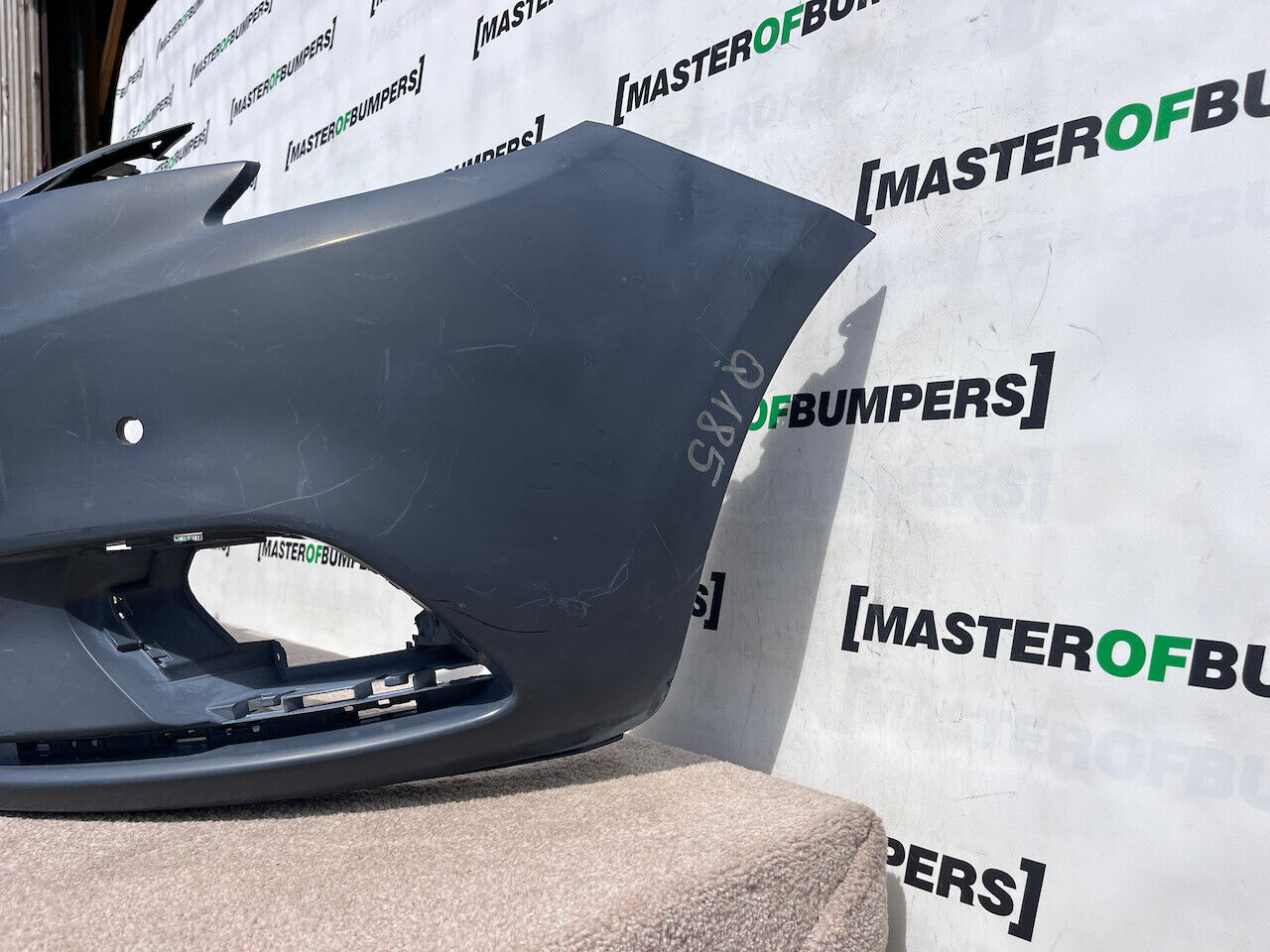 Vauxhall Corsa E Se Hatchback 2015-2018 Front Bumper 4 Pdc Genuine [q185]