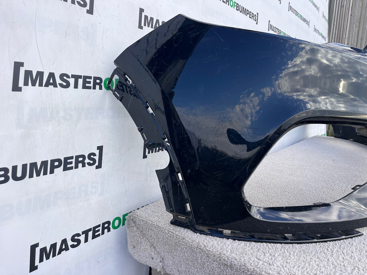 Vauxhall Grandland X Turbo Sri 2017-2020 Front Bumper Genuine [q262]