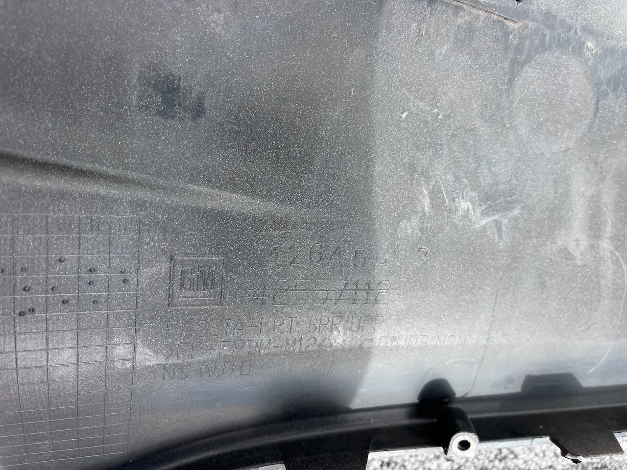 Vauxhall Mokka X Turbo Elite 2017-2020 Front Bumper 4 Pdc Genuine [q303]