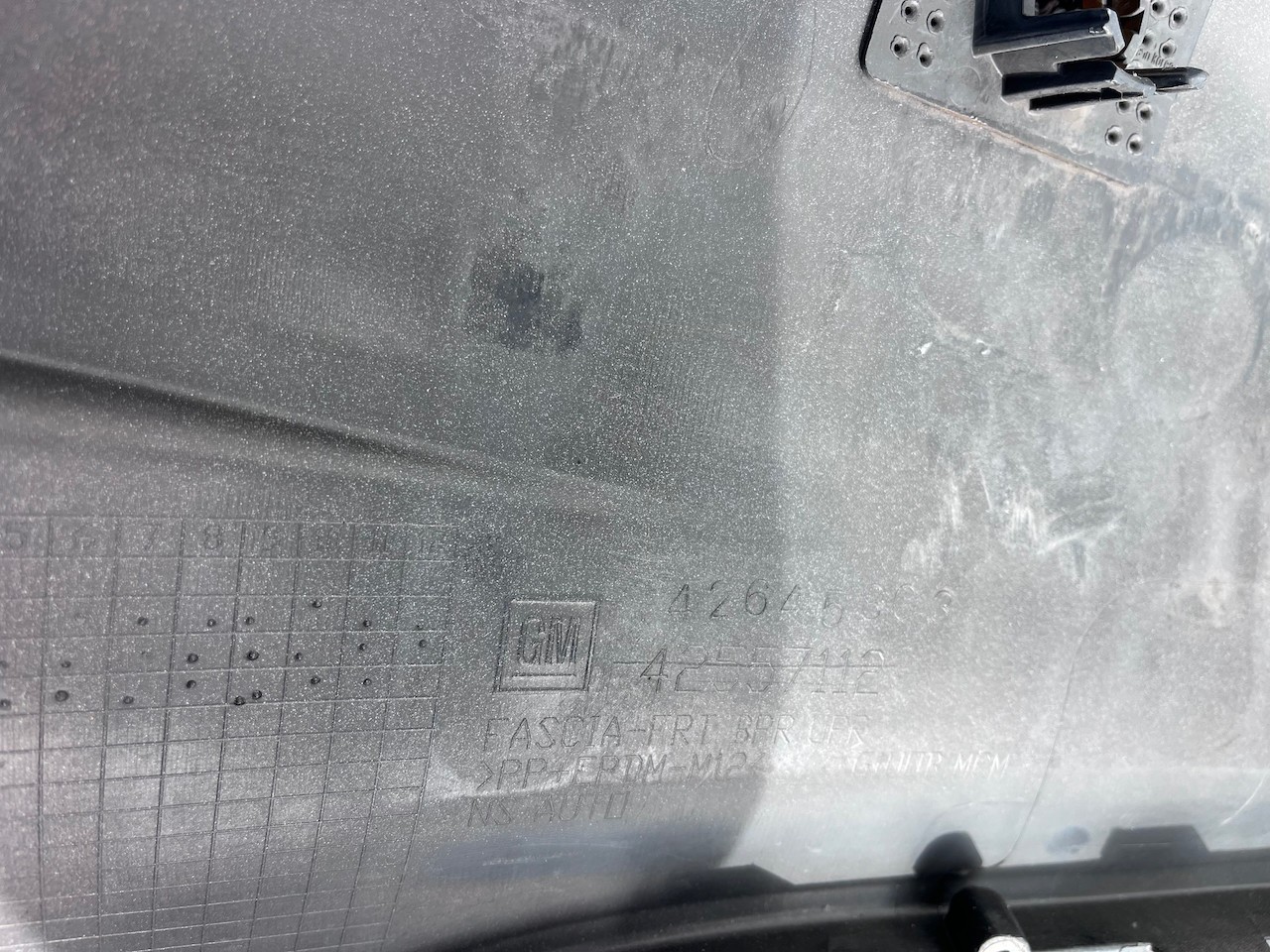 Vauxhall Mokka X Turbo Elite 2017-2020 Front Bumper 4 Pdc Genuine [q303]