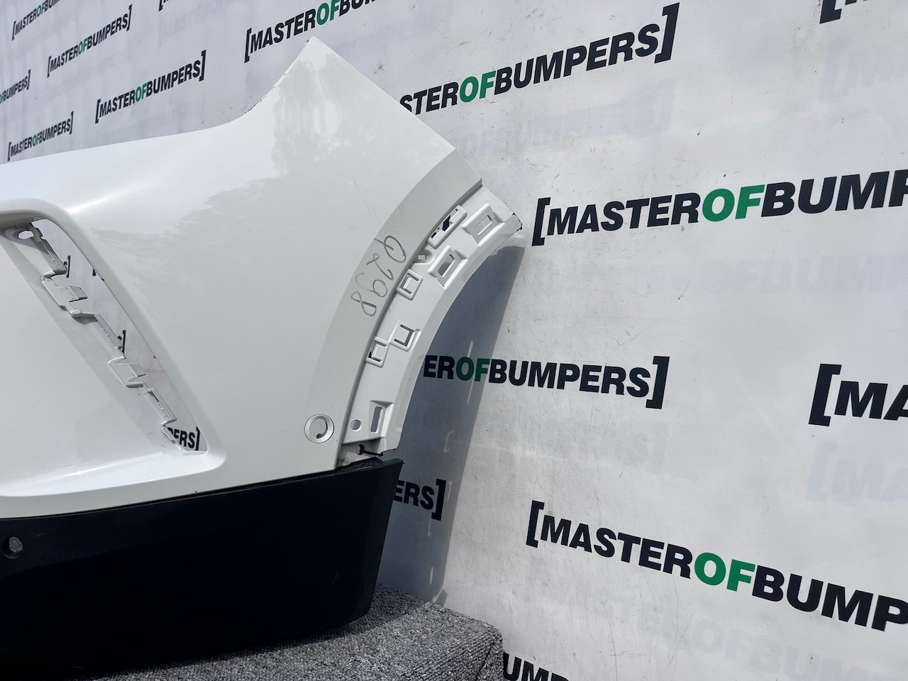 Vauxhall Mokka Elite Sri Turbo 2021-2024 Front Bumper 6 Pdc Genuine [q298]