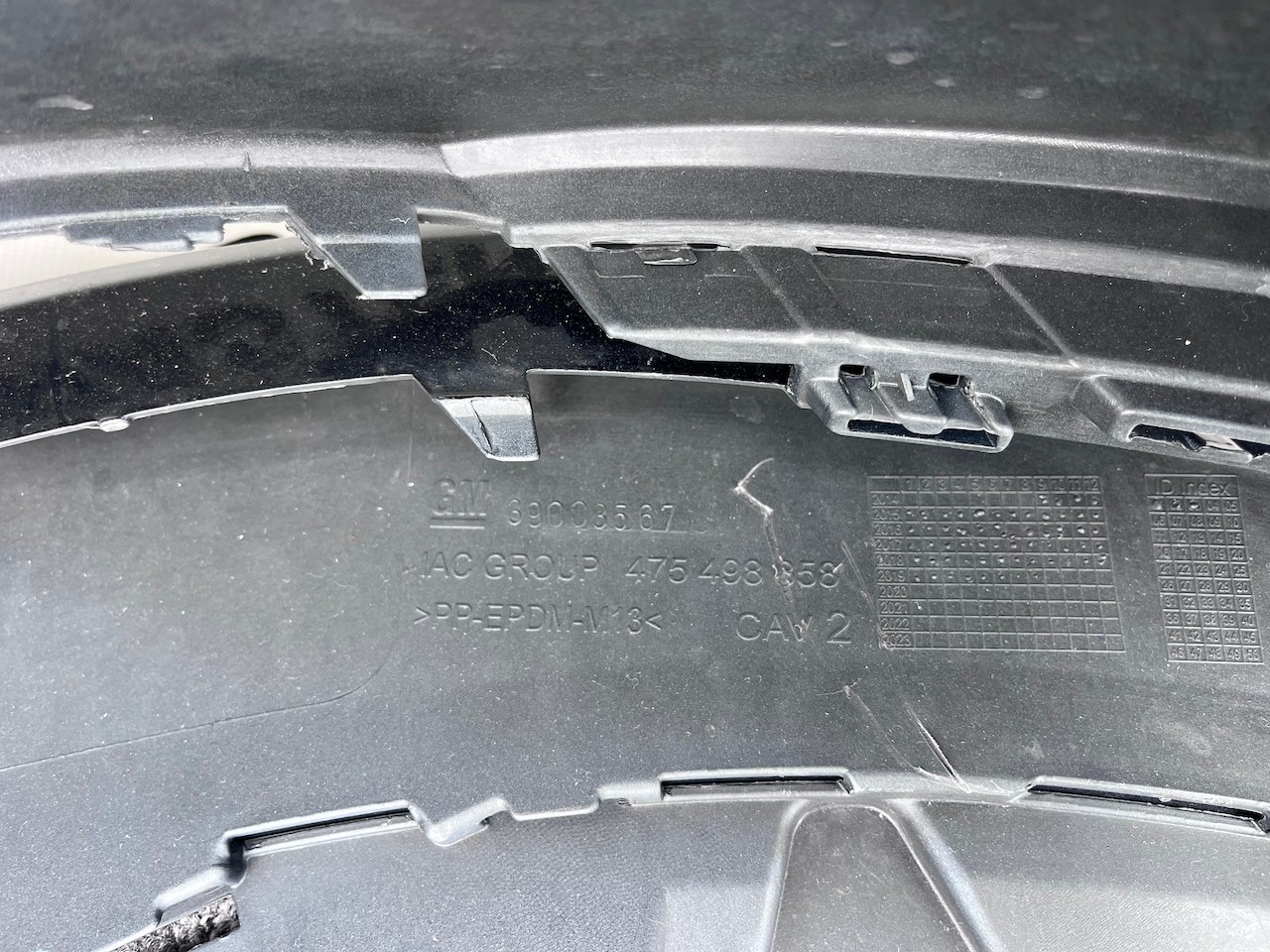 Vauxhall Corsa E Se Hatchback 2015-2018 Front Bumper No Pdc Genuine [q305]