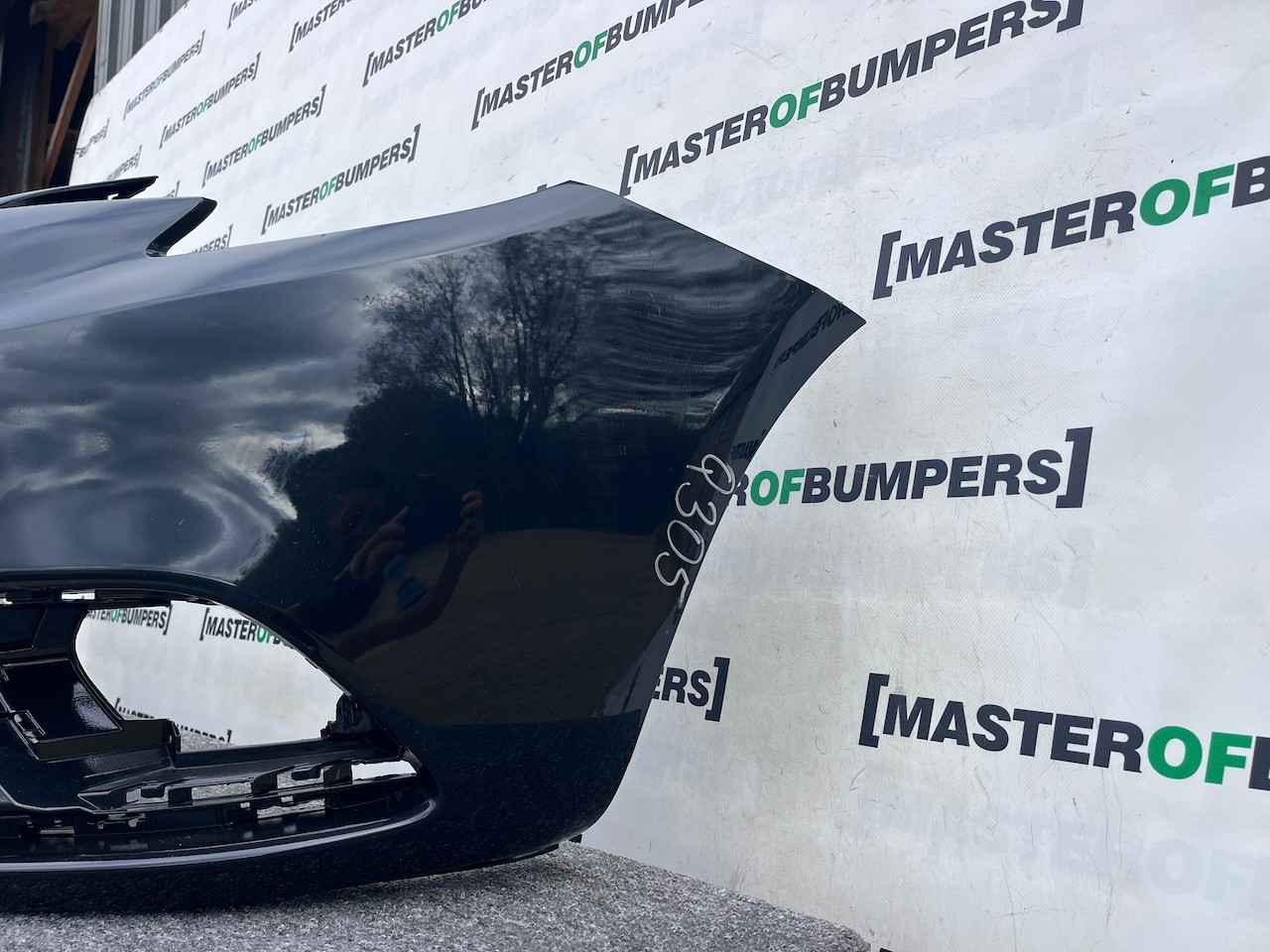 Vauxhall Corsa E Se Hatchback 2015-2018 Front Bumper No Pdc Genuine [q305]