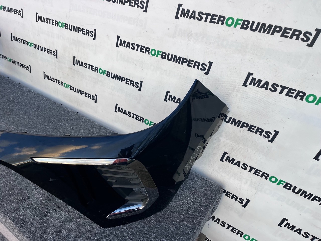 Vauxhall Crossland X Turbo Sri Lift 2021-2025 Front Bumper Genuine [q318]