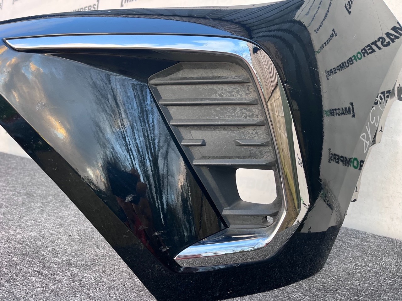 Vauxhall Crossland X Turbo Sri Lift 2021-2025 Front Bumper Genuine [q318]