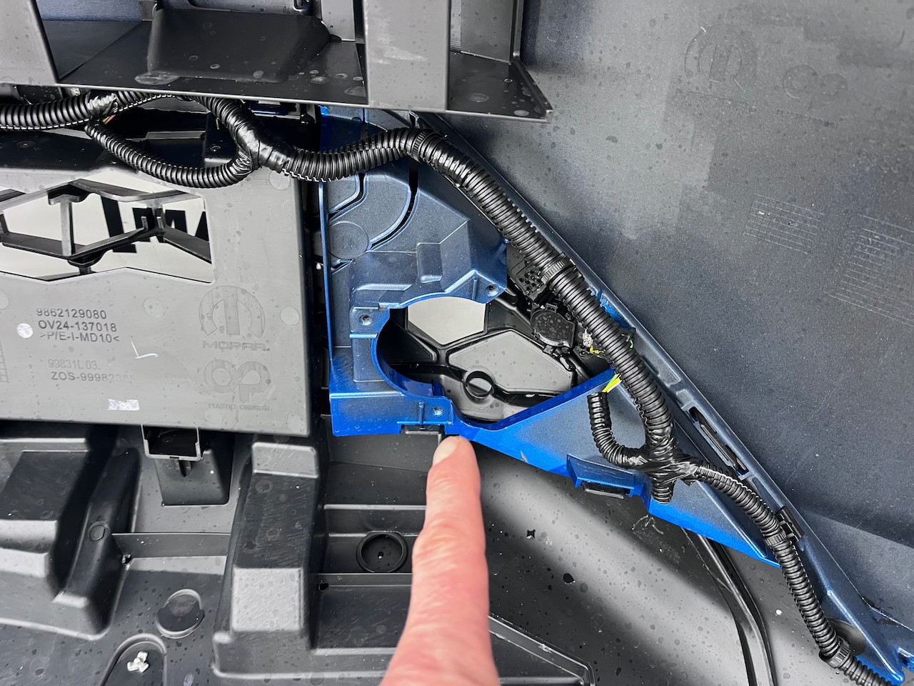 Vauxhall Frontera Gs Hybrid 2025-2027 Front Bumper 6 Pdc Genuine [q329]