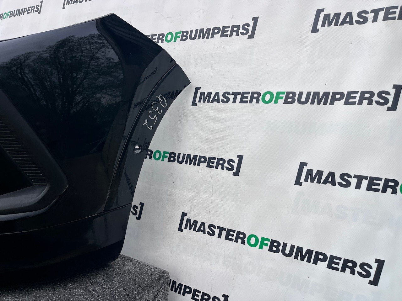 Vauxhall Grandland X Phev Lift 2021-2024 Font Bumper 6 Pdc Genuine [q352]