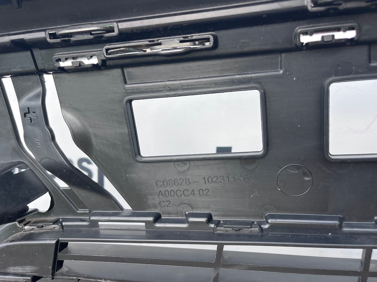 Vauxhall Grandland X Phev Lift 2021-2024 Font Bumper 6 Pdc Genuine [q354]