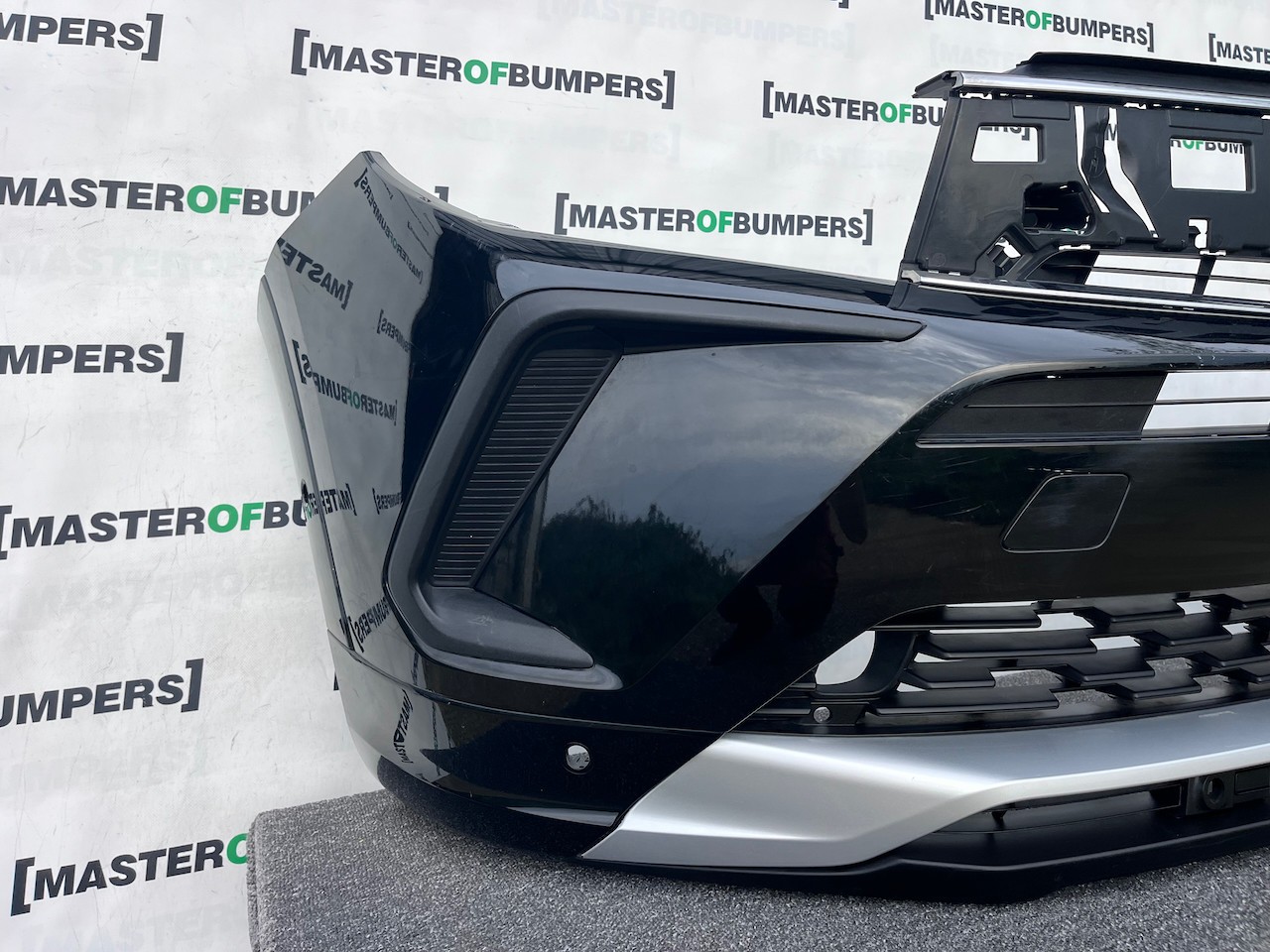 Vauxhall Grandland X Phev Lift 2021-2024 Font Bumper 6 Pdc Genuine [q354]