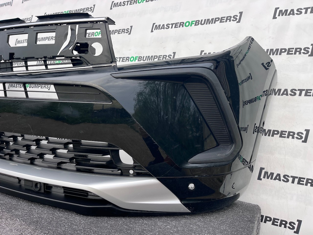 Vauxhall Grandland X Phev Lift 2021-2024 Font Bumper 6 Pdc Genuine [q354]