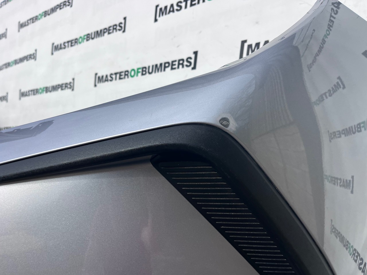 Vauxhall Grandland X Phev Lift 2021-2024 Font Bumper 6 Pdc Genuine [q351]