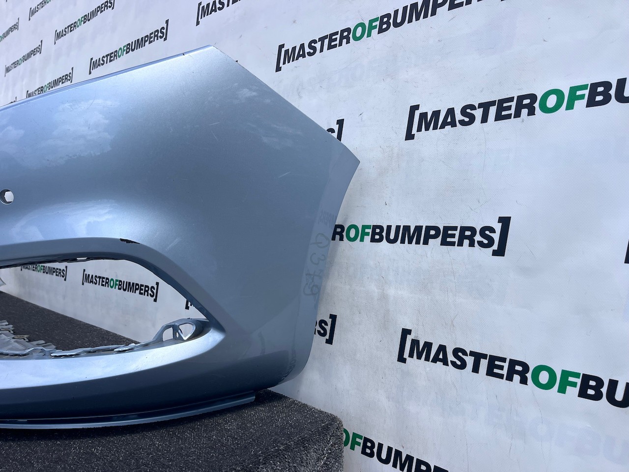 Vauxhall Zafira C Tourer Lift 2017-2022 Front Bumper 4 Pdc Genuine [q379]