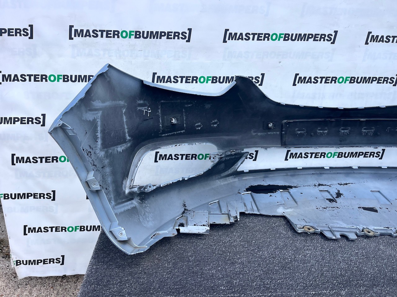 Vauxhall Zafira C Tourer Lift 2017-2022 Front Bumper 4 Pdc Genuine [q379]