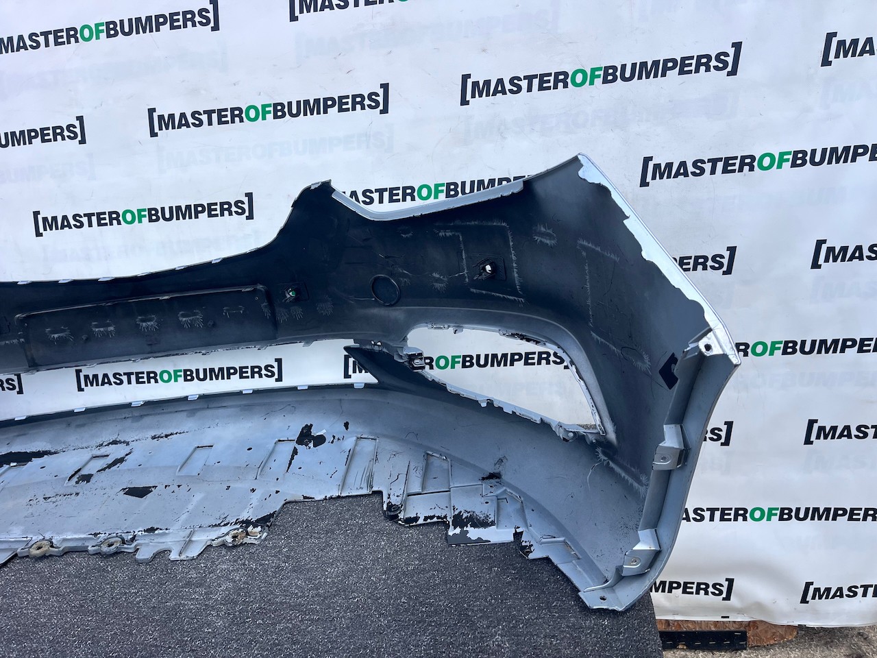 Vauxhall Zafira C Tourer Lift 2017-2022 Front Bumper 4 Pdc Genuine [q379]