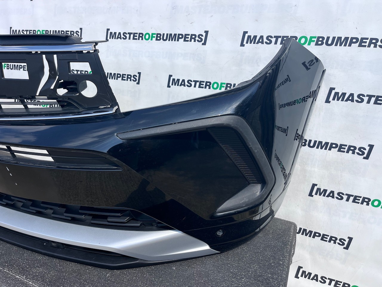 Vauxhall Grandland X Turbo Phev Lift 2021-2024 Font Bumper 6 Pdc Genuine [q398]