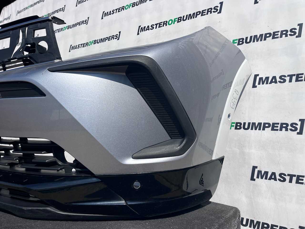 Vauxhall Grandland X Turbo Phev Lift 2021-2024 Font Bumper 6 Pdc Genuine [q399]