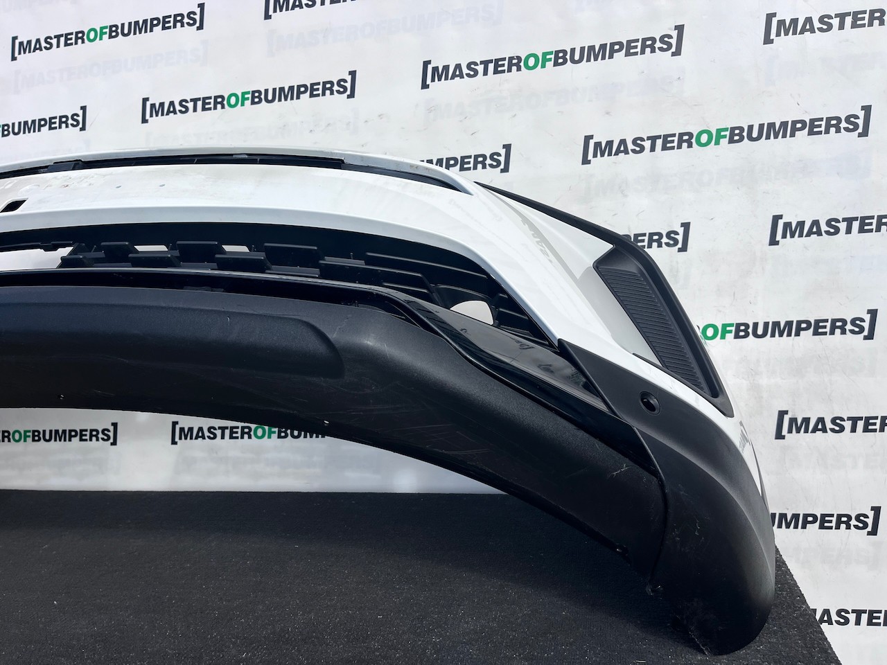 Vauxhall Grandland X Turbo Phev Lift 2021-2024 Font Bumper 6 Pdc Genuine [q409]