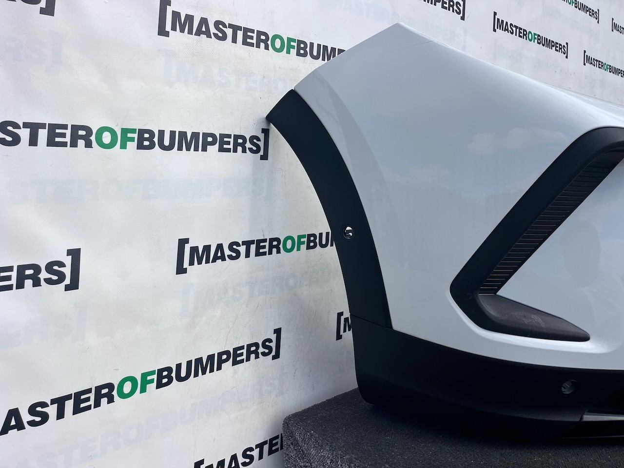 Vauxhall Grandland X Turbo Phev Lift 2021-2024 Font Bumper 6 Pdc Genuine [q409]