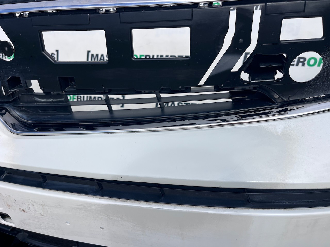 Vauxhall Grandland X Turbo Phev Lift 2021-2024 Font Bumper 6 Pdc Genuine [q409]