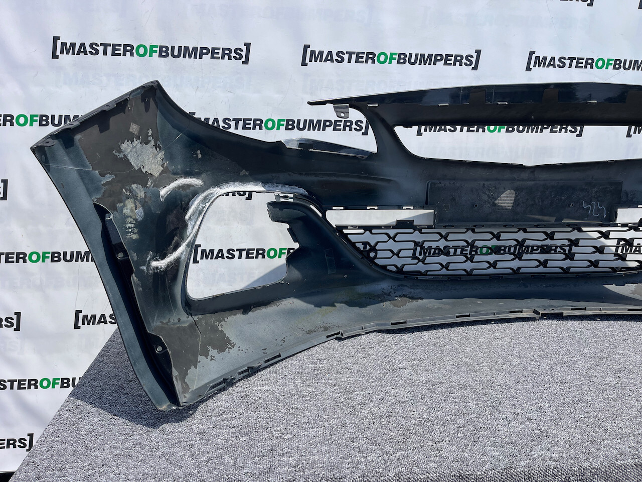 Vauxhall Astra J Limited Edition 2012-2015 Front Bumper Genuine [q286]