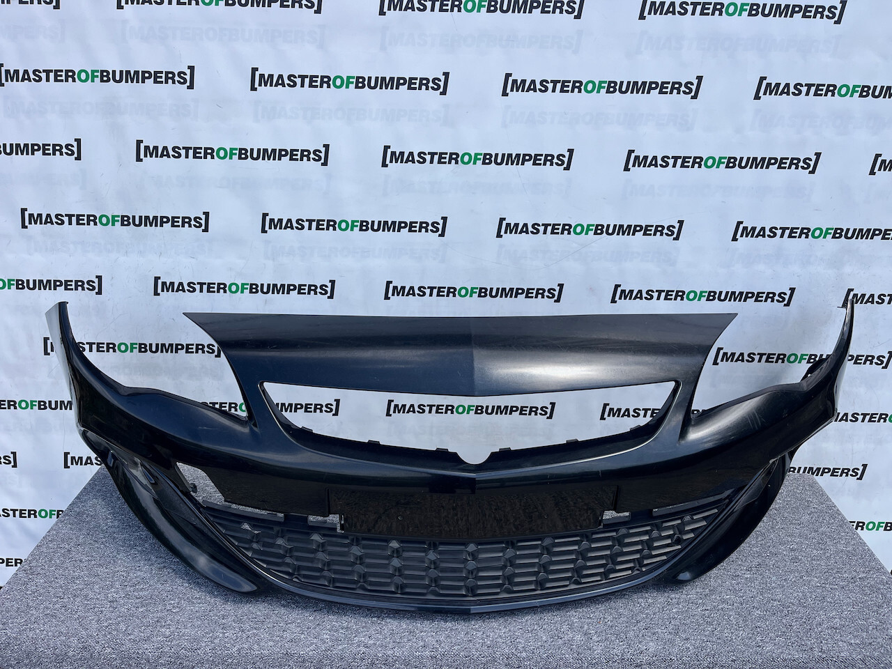 Vauxhall Astra J Limited Edition 2012-2015 Front Bumper Genuine [q286]