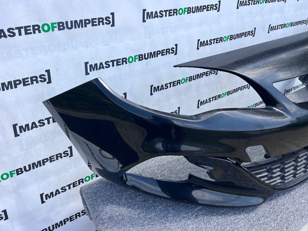 Vauxhall Astra J Limited Edition 2012-2015 Front Bumper Genuine [q286]