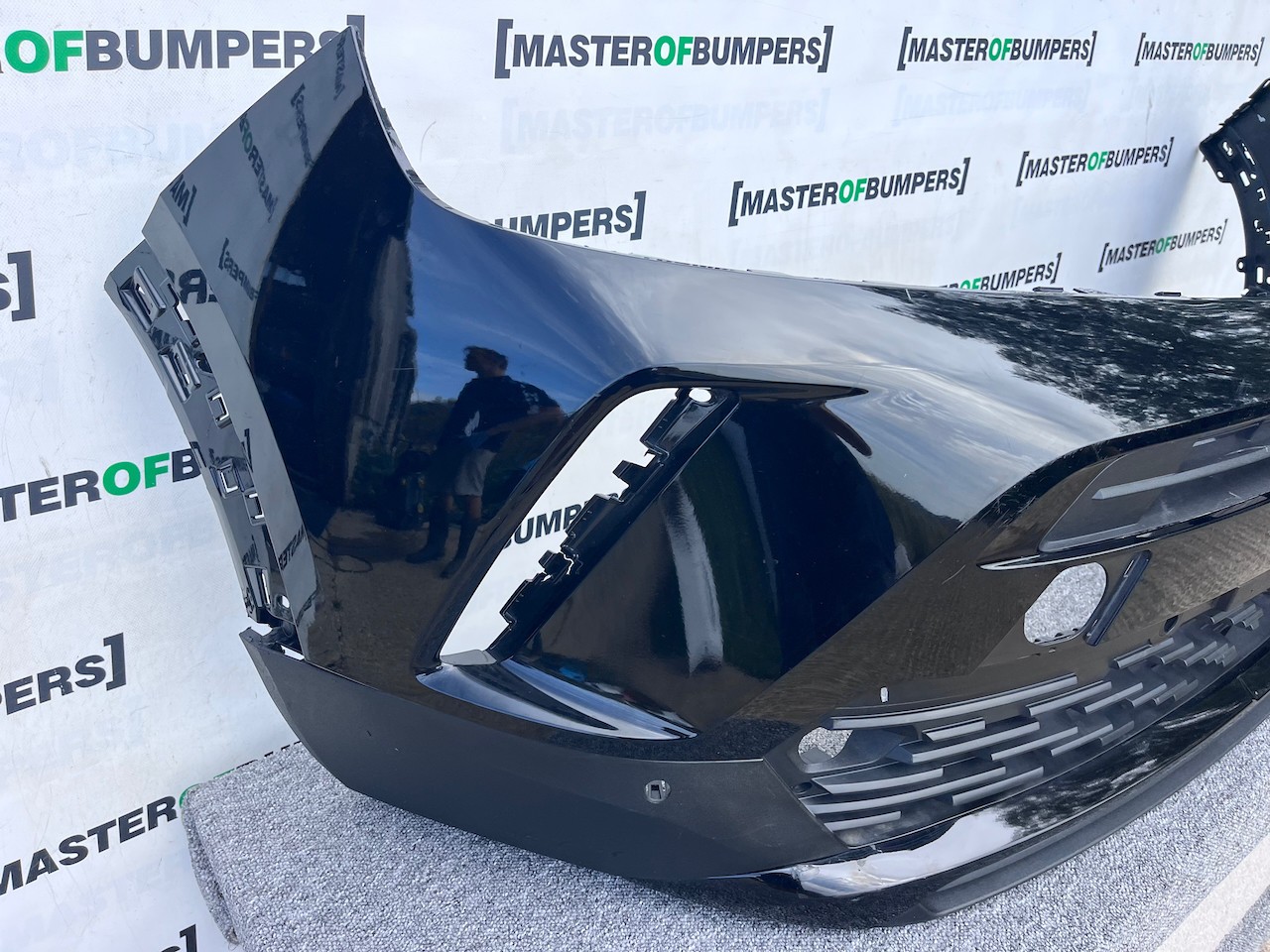 Vauxhall Mokka Elite Sri Turbo 2021-2024 Front Bumper 4 Pdc Genuine [q301]