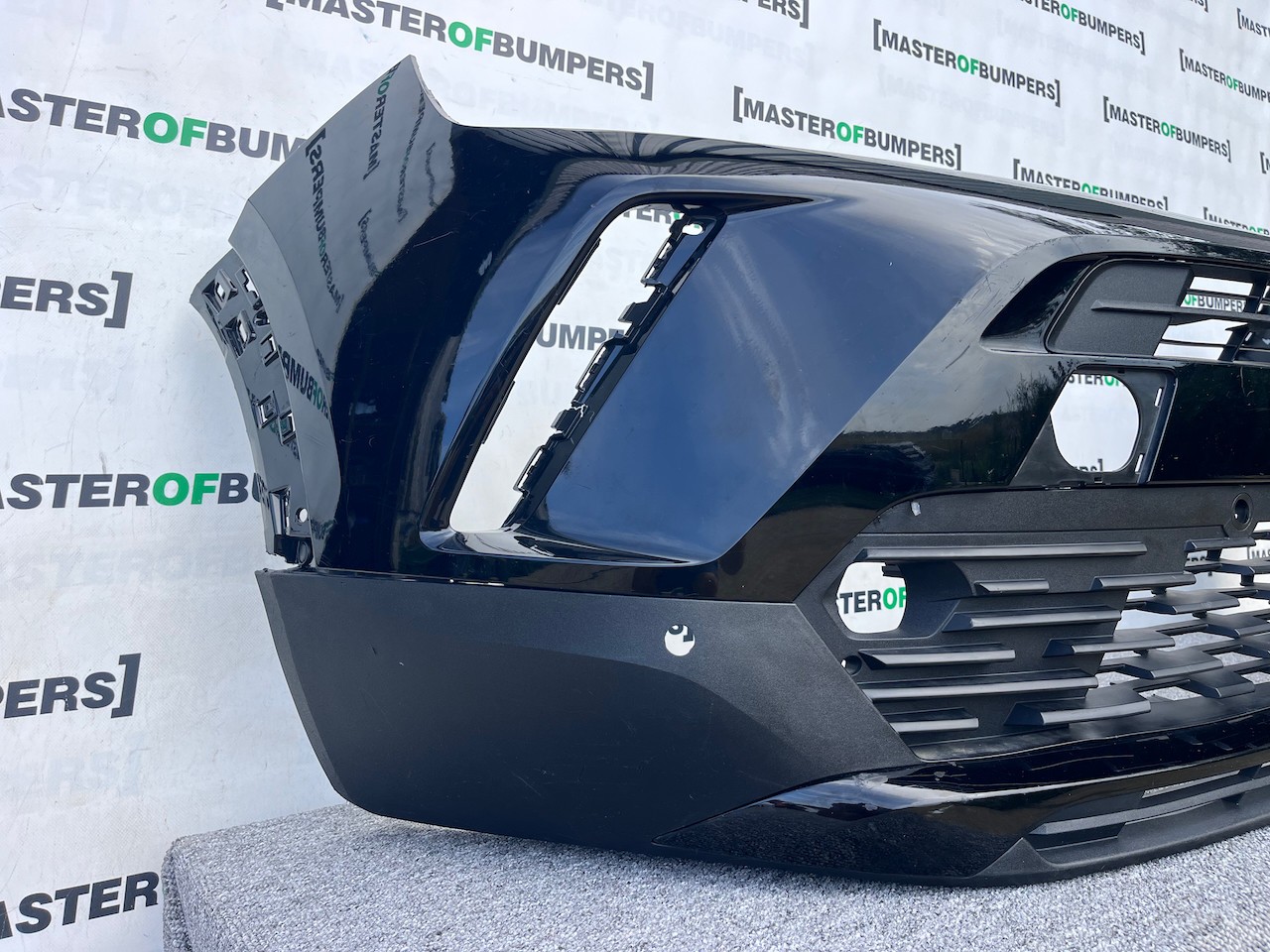 Vauxhall Mokka Elite Sri Turbo 2021-2024 Front Bumper 4 Pdc Genuine [q301]