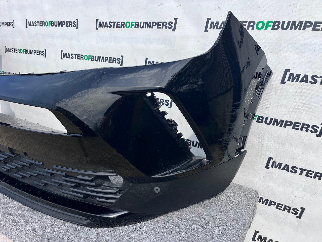 Vauxhall Mokka Elite Sri Turbo 2021-2024 Front Bumper 4 Pdc Genuine [q300]