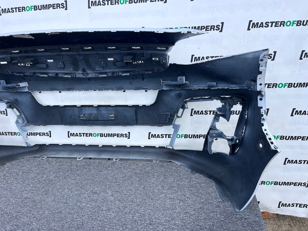 Vauxhall Vivaro E Zafira Fiat Scudo 2019-2022 Front Bumper 6 Pdc Genuine [c444]