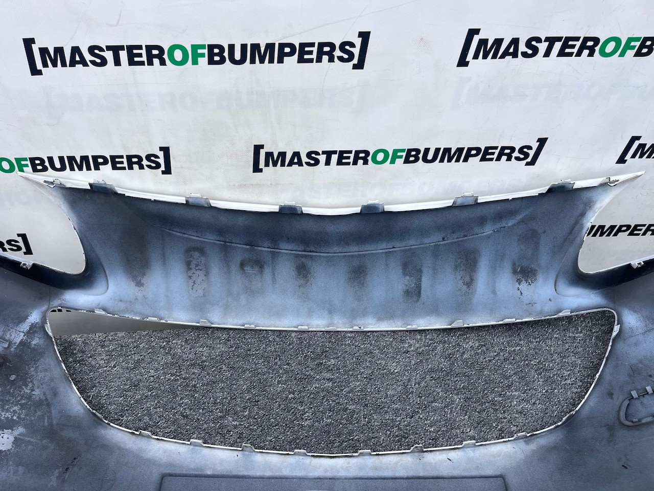 Vauxhall Corsa E Se Hatchback 2015-2018 Front Bumper No Pdc Genuine [q306]