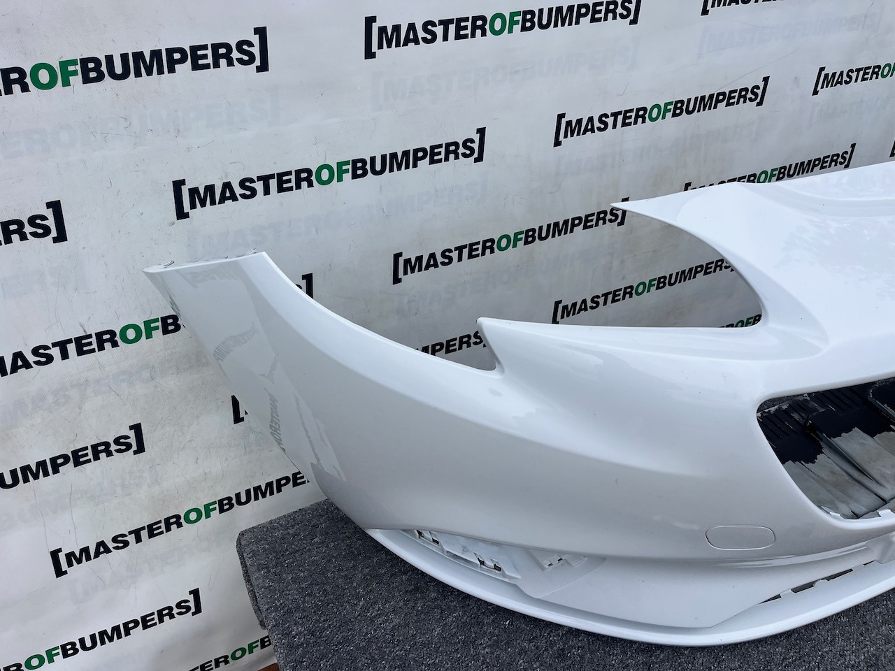 Vauxhall Corsa E Se Hatchback 2015-2018 Front Bumper No Pdc Genuine [q306]