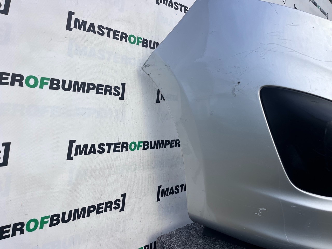 Vauxhall Vivaro Van Swb Lwb 2014 - 2019 Front Bumper  Genuine [q311]