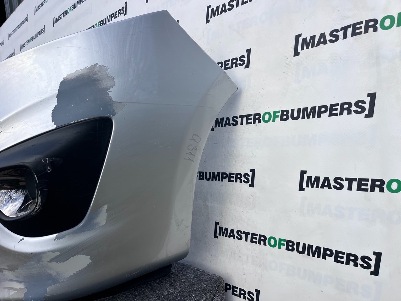 Vauxhall Vivaro Van Swb Lwb 2014 - 2019 Front Bumper  Genuine [q311]