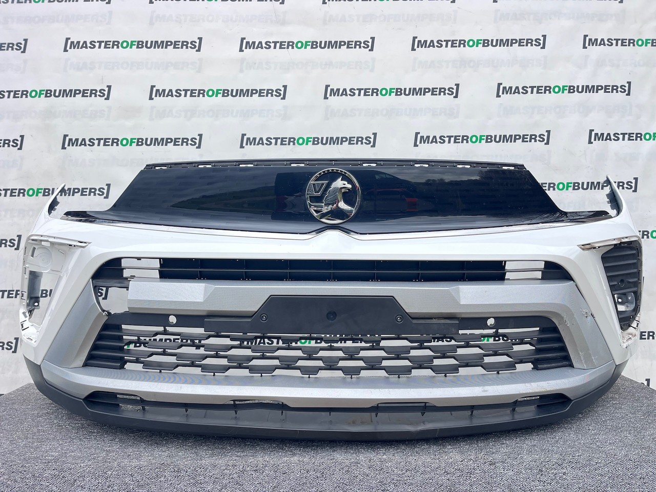 Vauxhall Crossland X Turbo Sri Lift 2021-2025 Front Bumper 4 Pdc Genuine [q320]