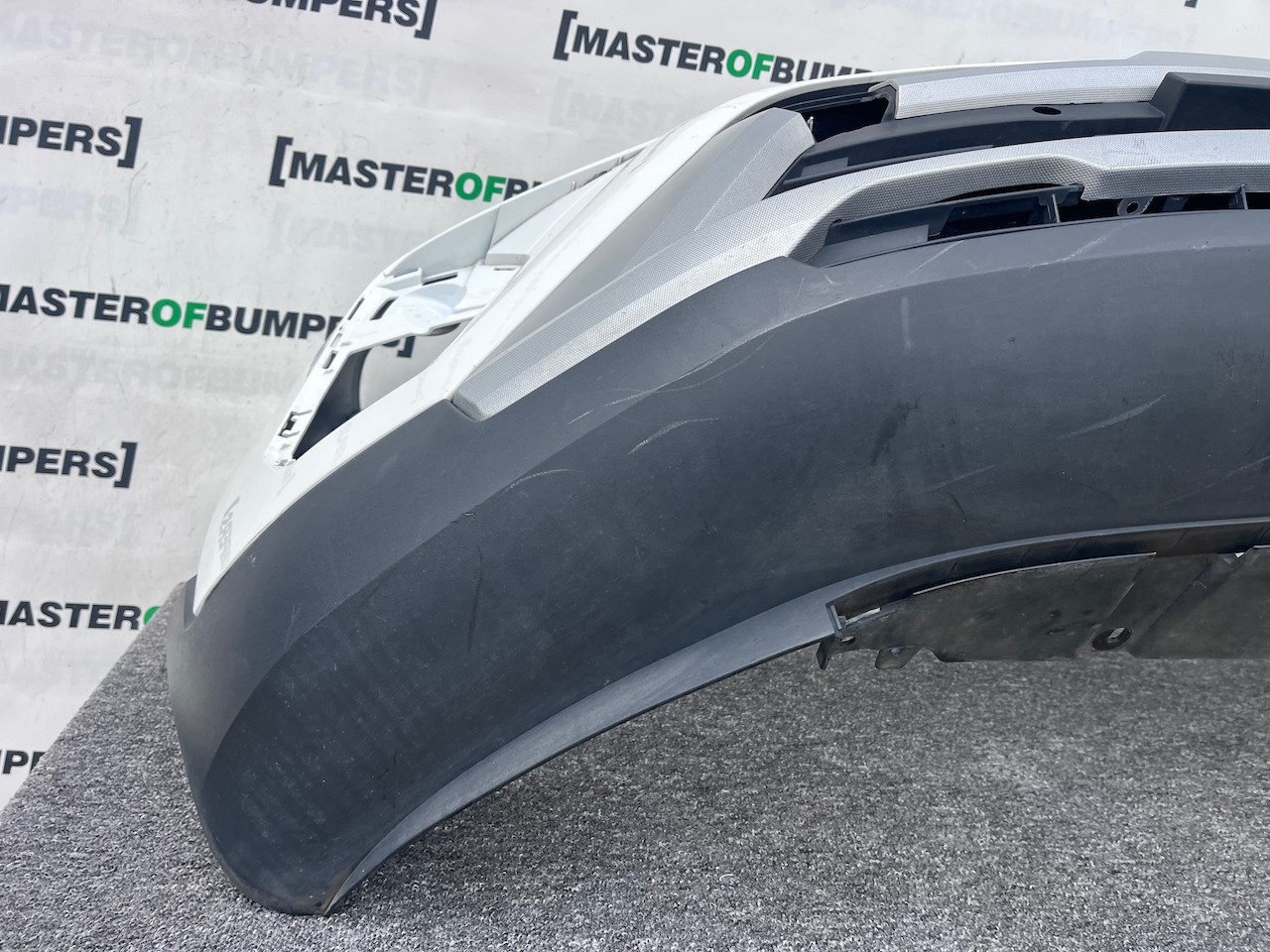 Vauxhall Crossland X Turbo Sri Lift 2021-2025 Front Bumper 4 Pdc Genuine [q320]