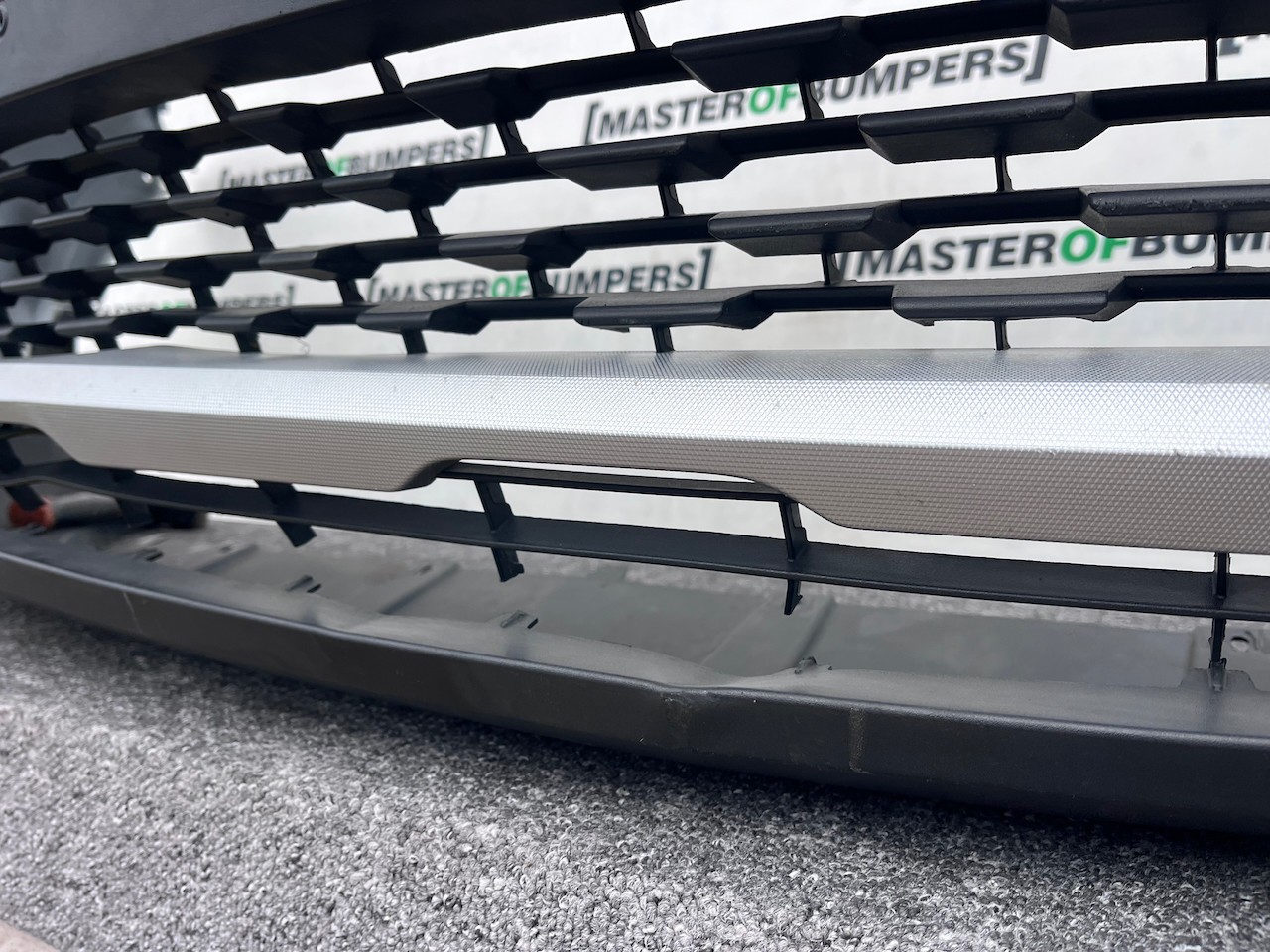 Vauxhall Crossland X Turbo Sri Lift 2021-2025 Front Bumper 4 Pdc Genuine [q320]