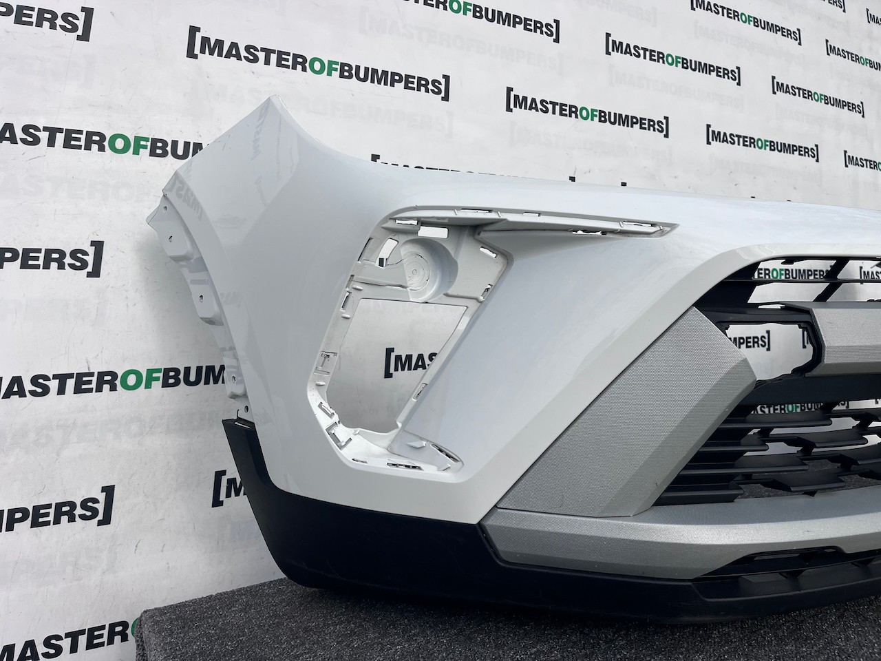 Vauxhall Crossland X Turbo Sri Lift 2021-2025 Front Bumper No Pdc Genuine [q345]